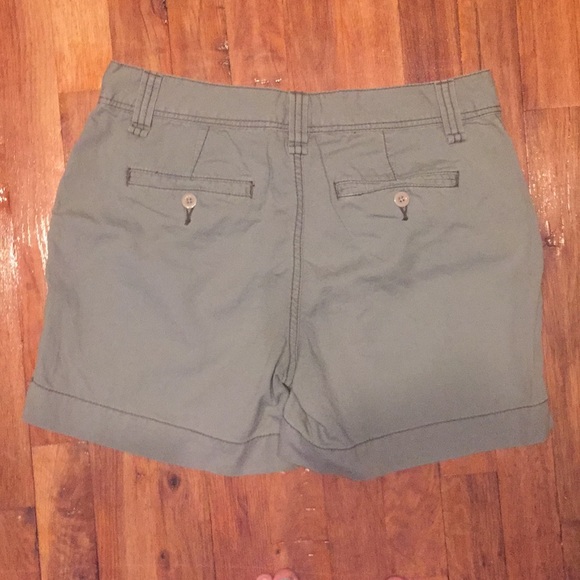Cargo shorts - Picture 2 of 2